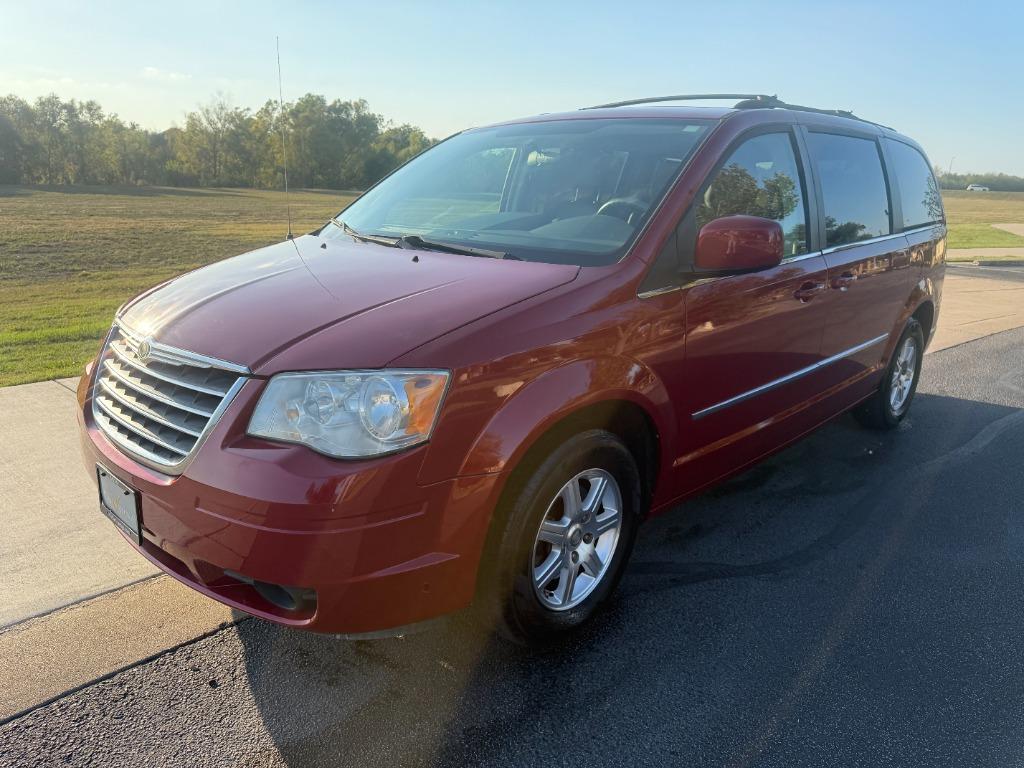 2009 Chrysler Town & Country Touring