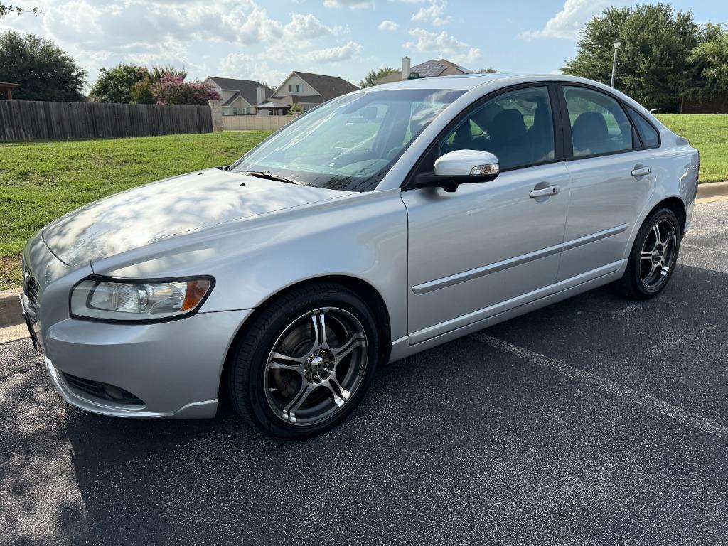 2010 Volvo S40 2.4i