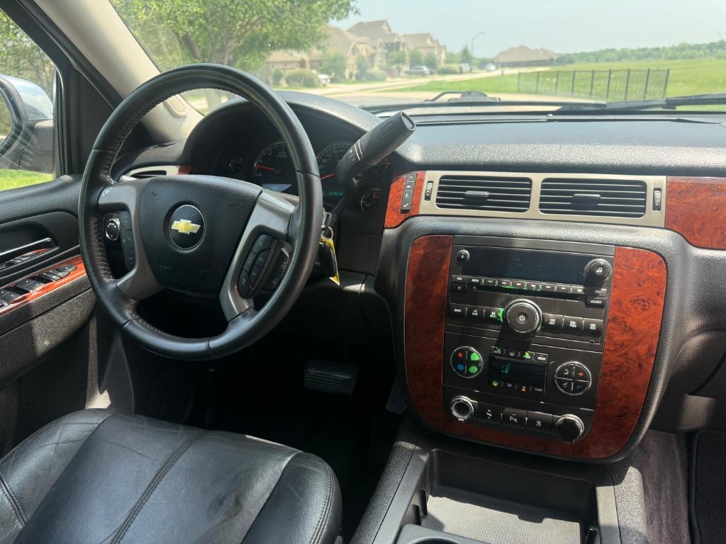 2011 Chevrolet Tahoe LT - Photo 9