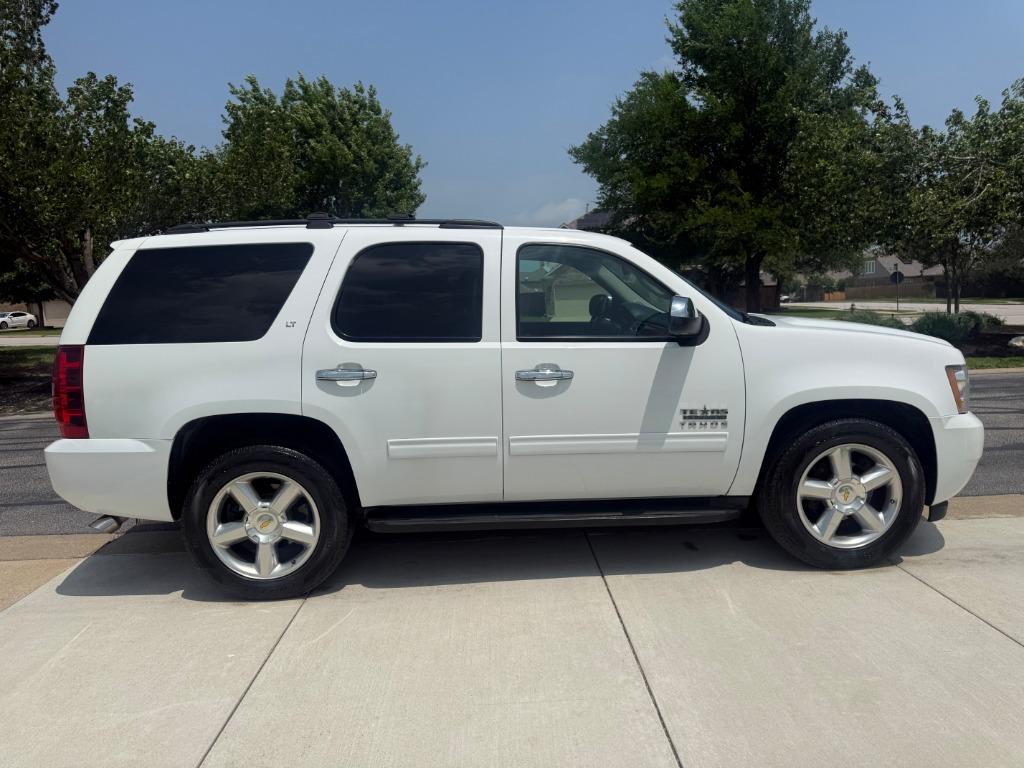 2011 Chevrolet Tahoe LT - Photo 6