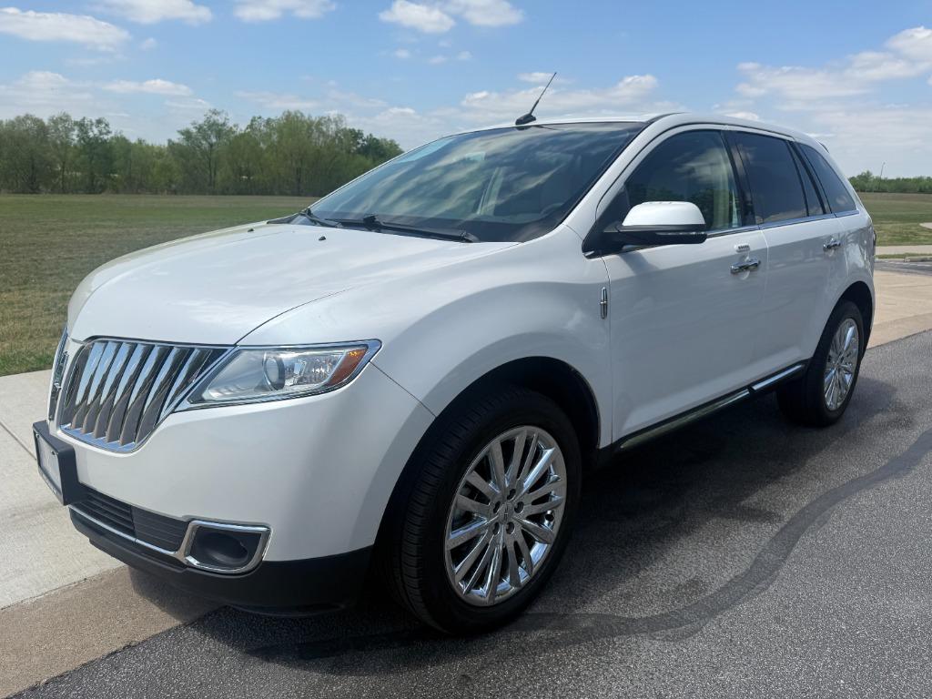 2014 Lincoln MKX Base