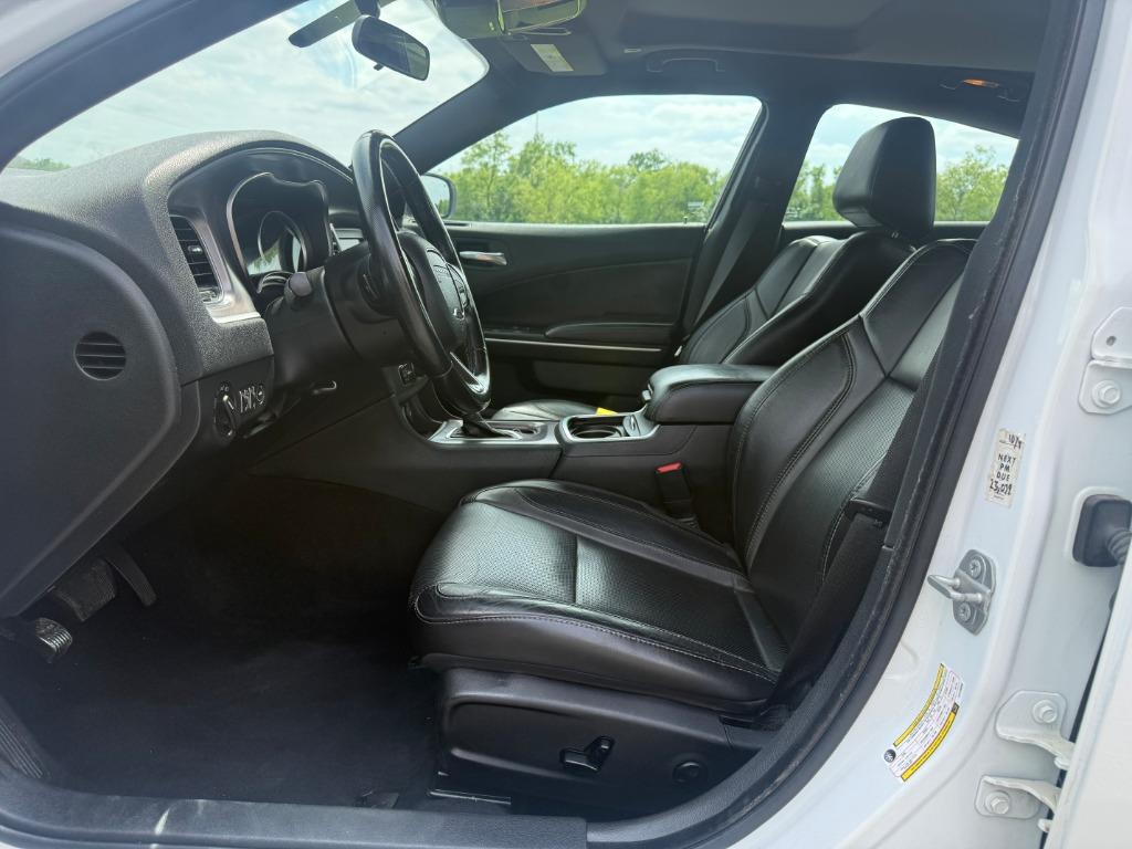 2020 Dodge Charger SXT - Photo 13