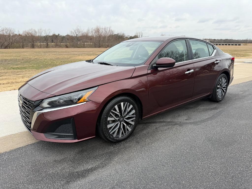 2023 Nissan Altima SV