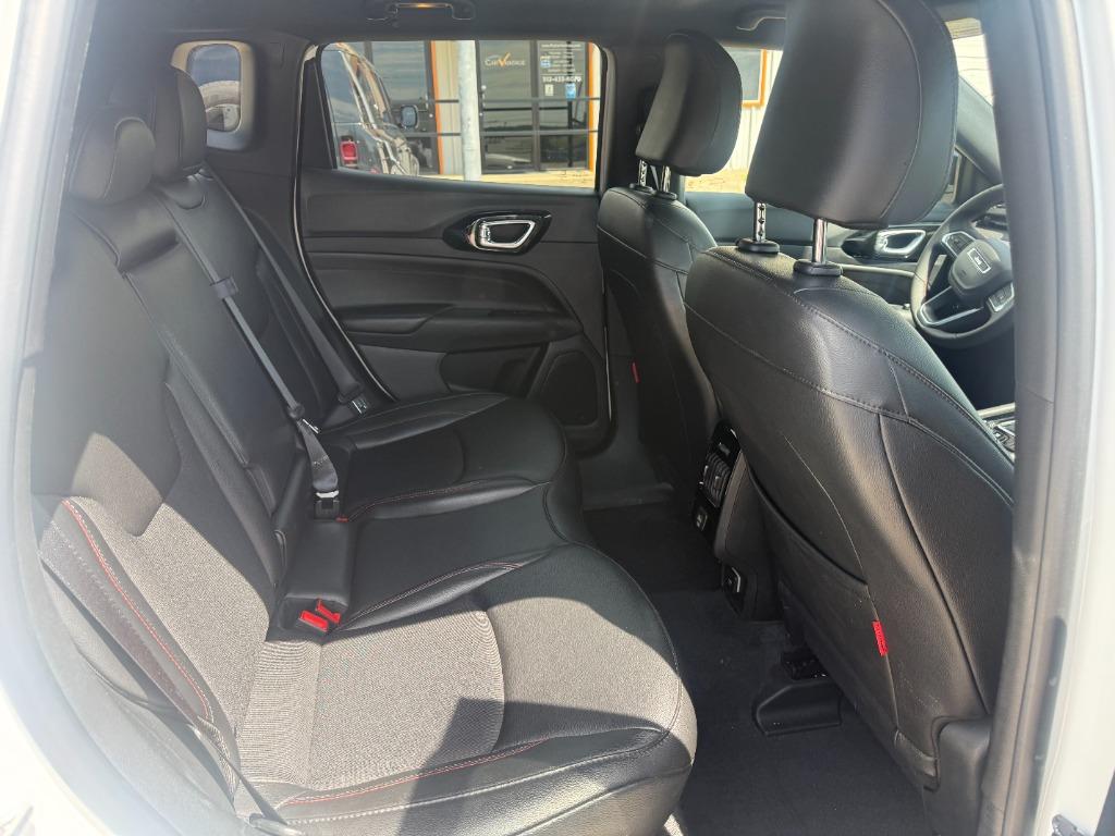 2025 Jeep Compass Trailhawk - Photo 18