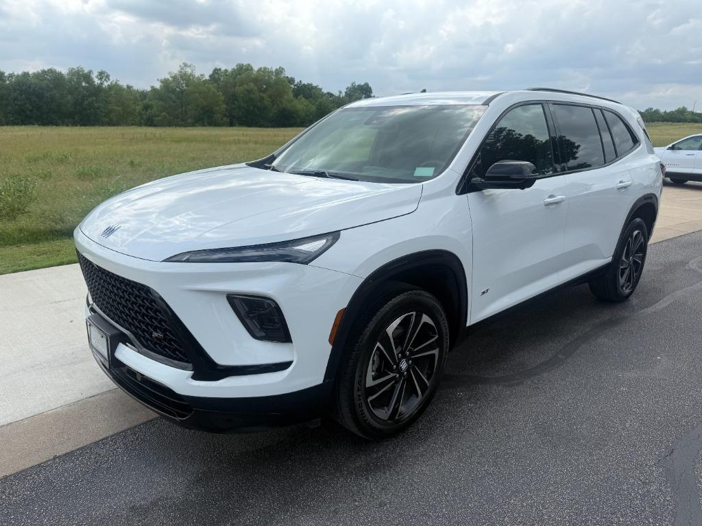 2026 Buick Enclave's photo